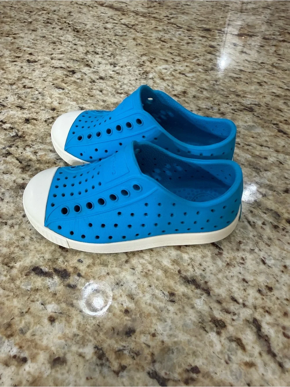 Toddler Native Jefferson Slip On Water Shoes Lightweight Aquarius Blue C9